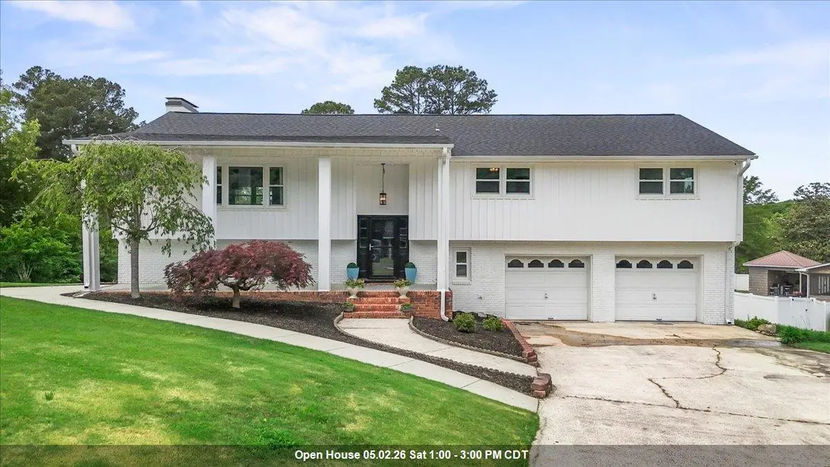 919 Brentwood Dr, Cullman, AL 35055 - #1