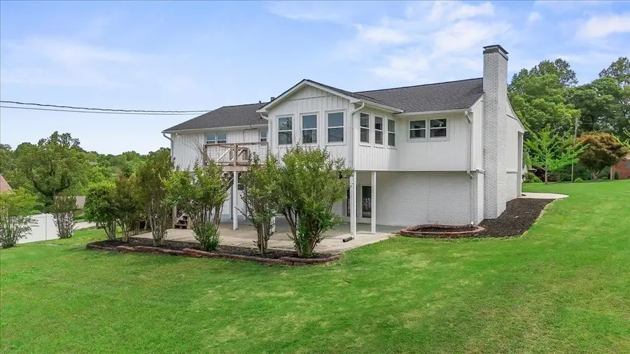 919 Brentwood Dr, Cullman, AL 35055 - #2
