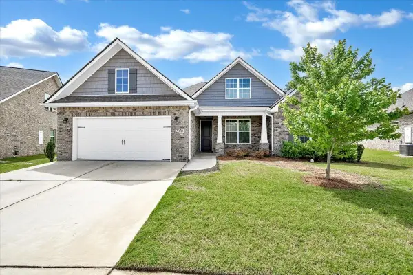 2070 Austin Dr, Cullman, AL 35058