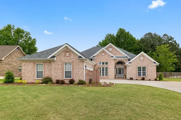 210 Fawn Ln, Killen, AL 35645