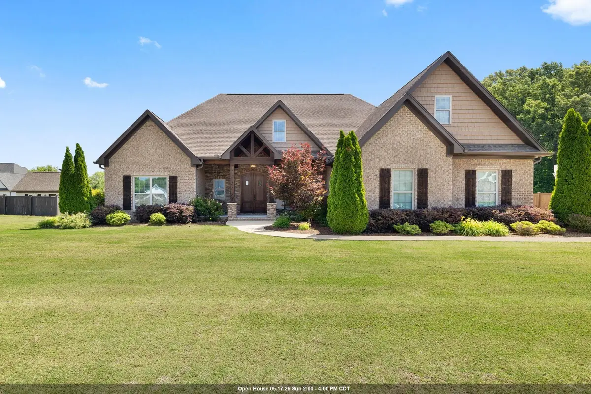 181 Carron Ln, Tuscumbia, AL 35674 - #1