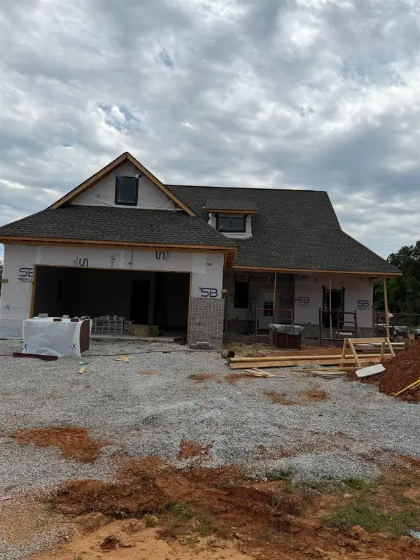 220 Spry Way, Killen, AL 35645