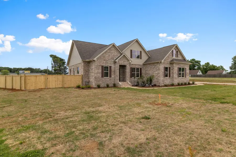 228 Carron Ln, Tuscumbia, AL 35674 - #2