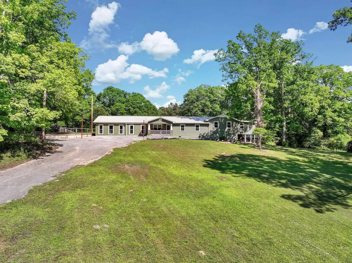 202 Co Rd 242, Hanceville, AL 35077 - #1