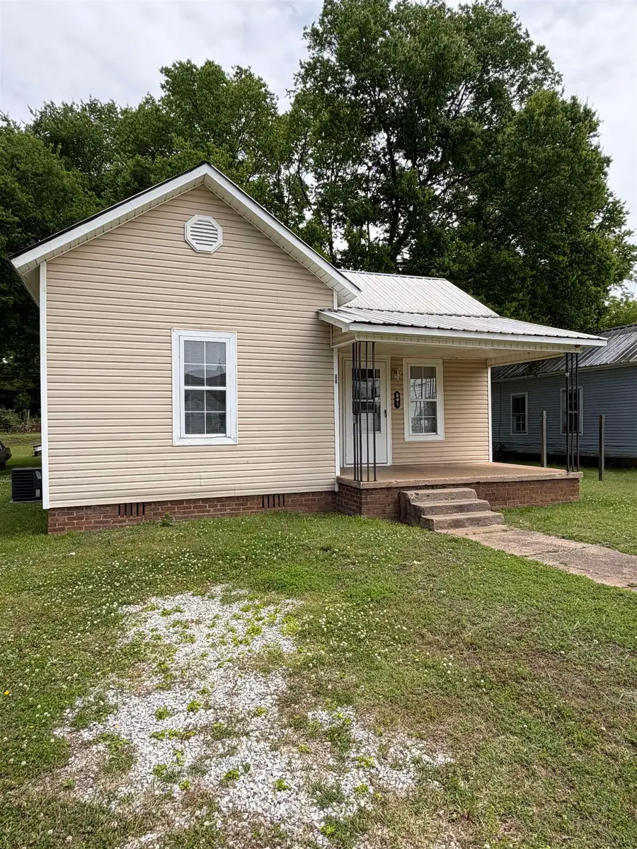 602 Atlanta Ave, Sheffield, AL 35660 - #3