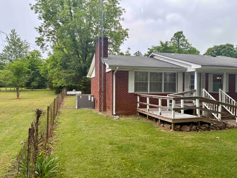 145 Indian Ln, Cherokee, AL 35616 - #2
