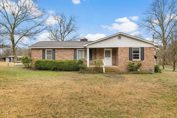 3582 Hwy 22, Spruce Pine, AL 35585