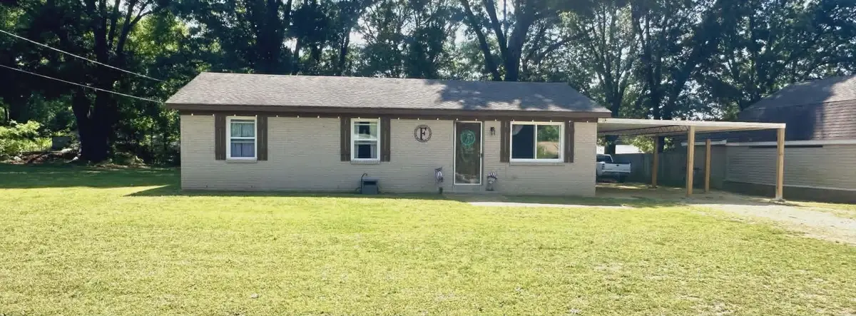 110 Forest Dr, Killen, AL 35645 - #1