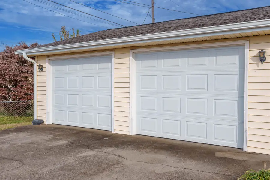 120 W Roosevelt Ave, Muscle Shoals, AL 35661 - #3
