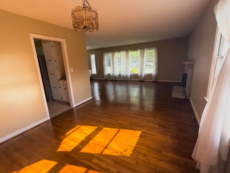 1090 3rd St, Cherokee, AL 35616 - #3