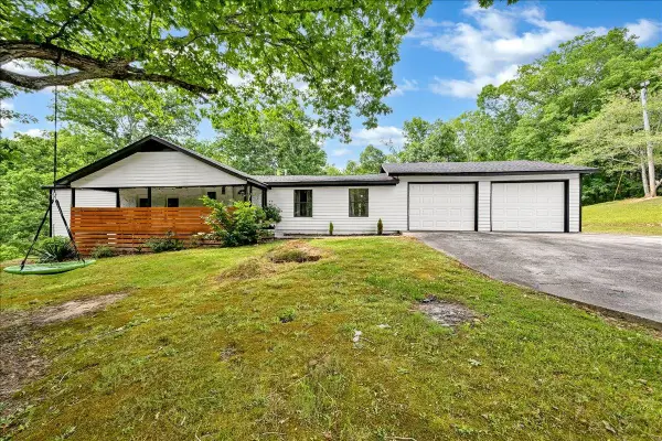 992 Co Rd 1162, Cullman, AL 35057