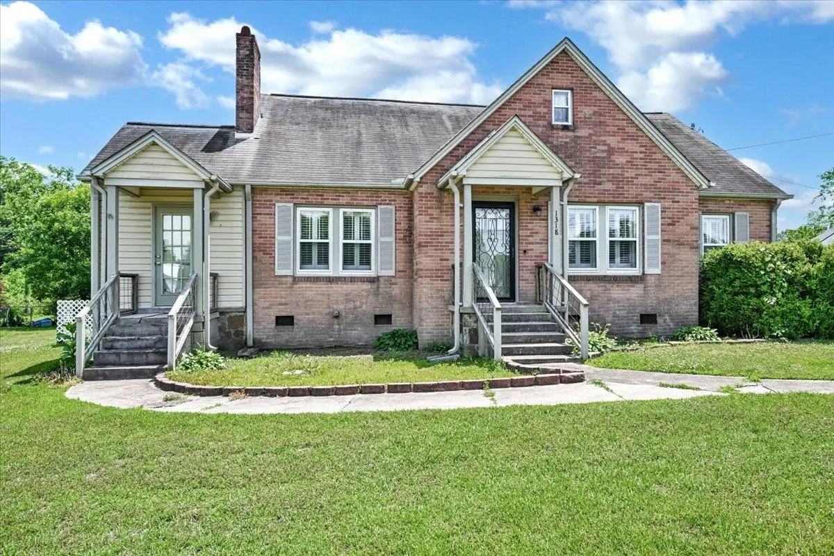 1318 5th St, Cullman, AL 35055 - #1