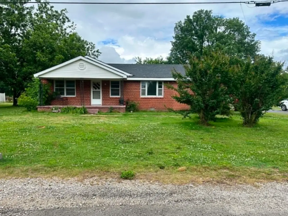 520 & 540 Smith Ln, Tuscumbia, AL 35674 - #1