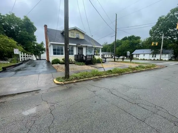 261 Cypress Mill Rd #2, Florence, AL 35630