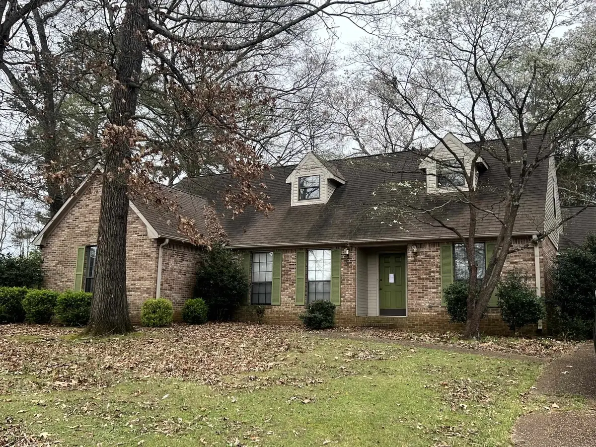 1903 Beechwood Cir, Florence, AL 35630 - #1