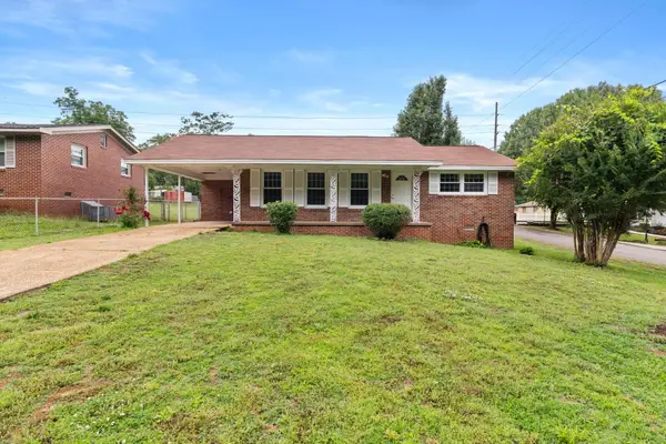 402 N Main St, Florence, AL 35630