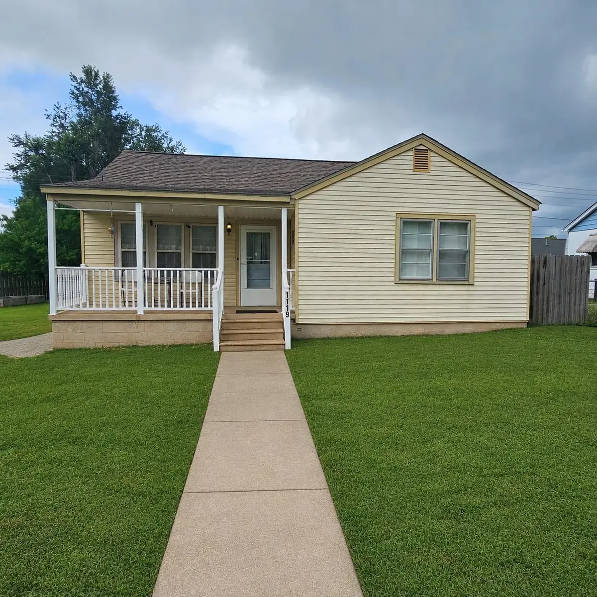 1119 E 6th St, Tuscumbia, AL 35674 - #1