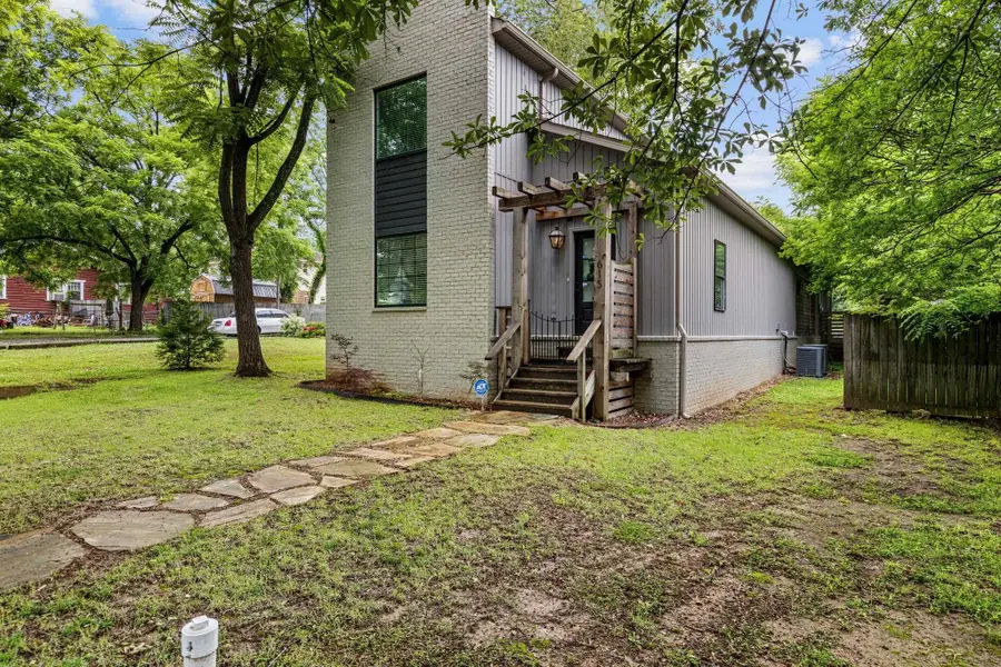 615 E Tuscaloosa St, Florence, AL 35630 - #2