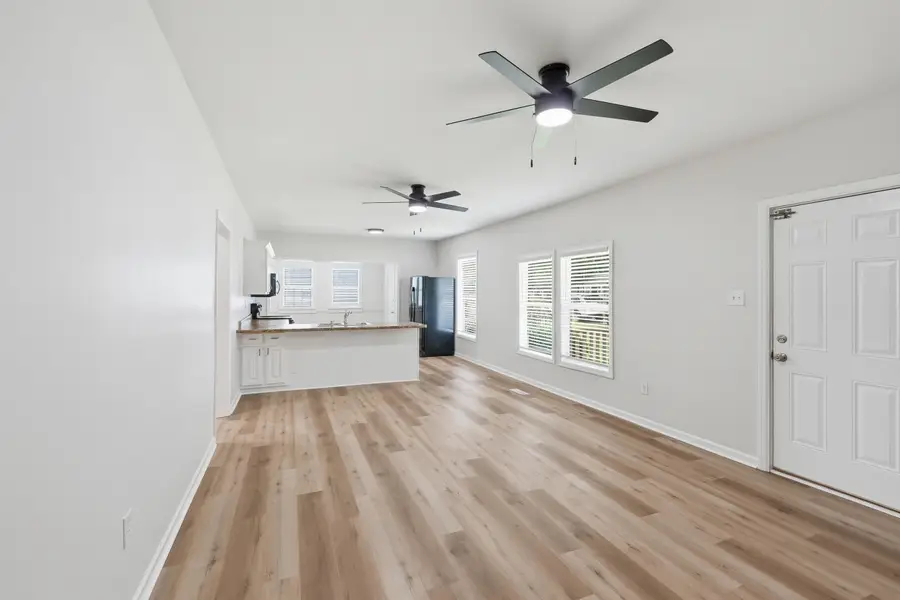 1001 Atlanta Ave, Sheffield, AL 35660 - #3