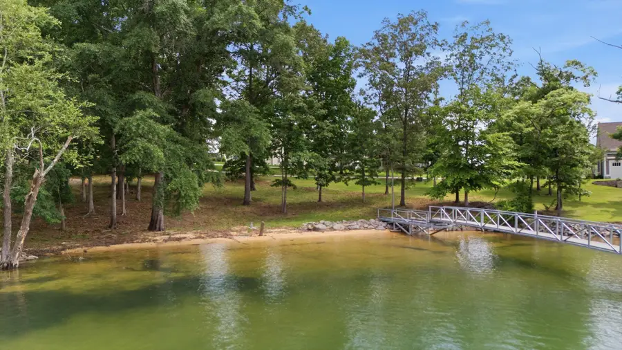 692 Peninsula Way, Houston, AL 35572 - #3