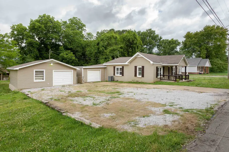 315 Alabama St, Florence, AL 35630 - #2