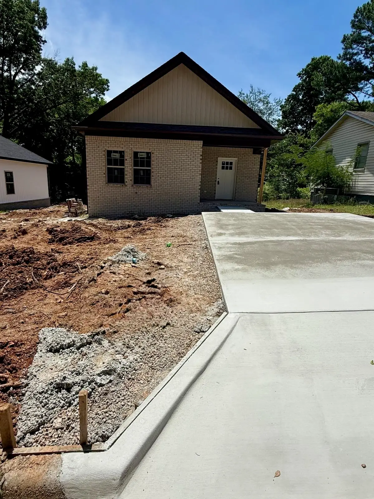 422 Smith St, Florence, AL 35630 - #1