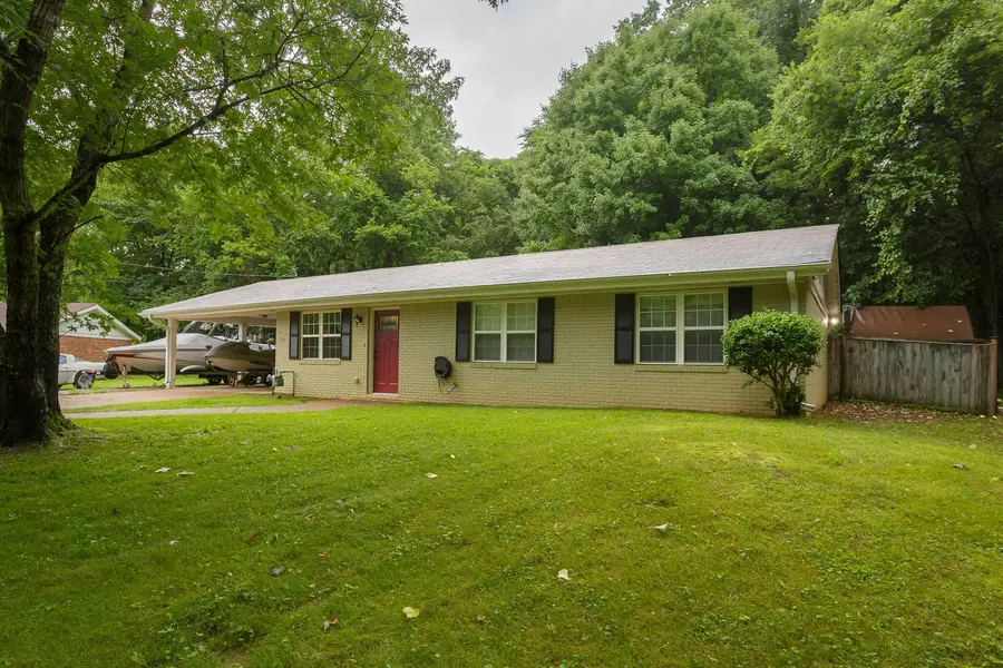 661 Rivermont Rd, Florence, AL 35634 - #2