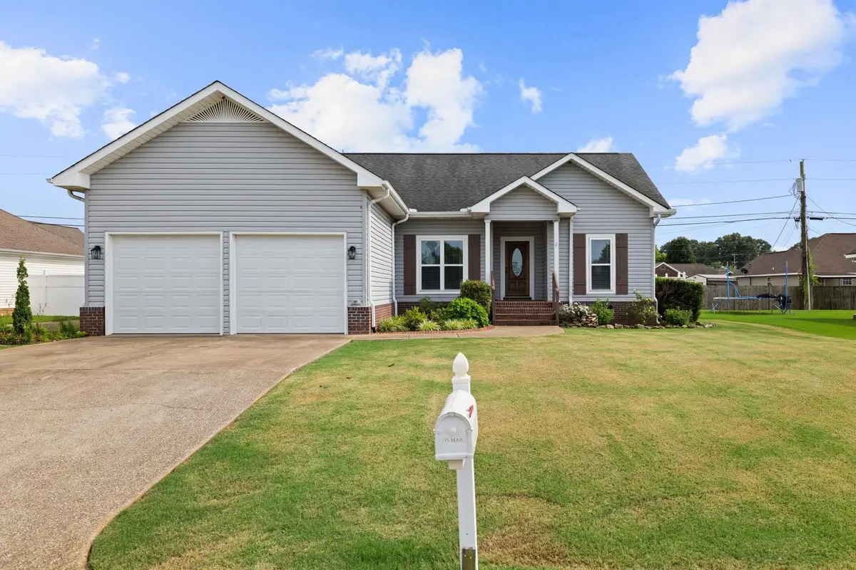 308 E Sheridan Ave, Muscle Shoals, AL 35661 - #1