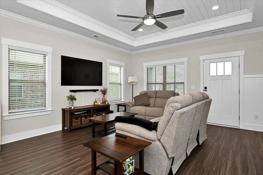 1812 Shadowbrook Ln, Cullman, AL 35055 - #3