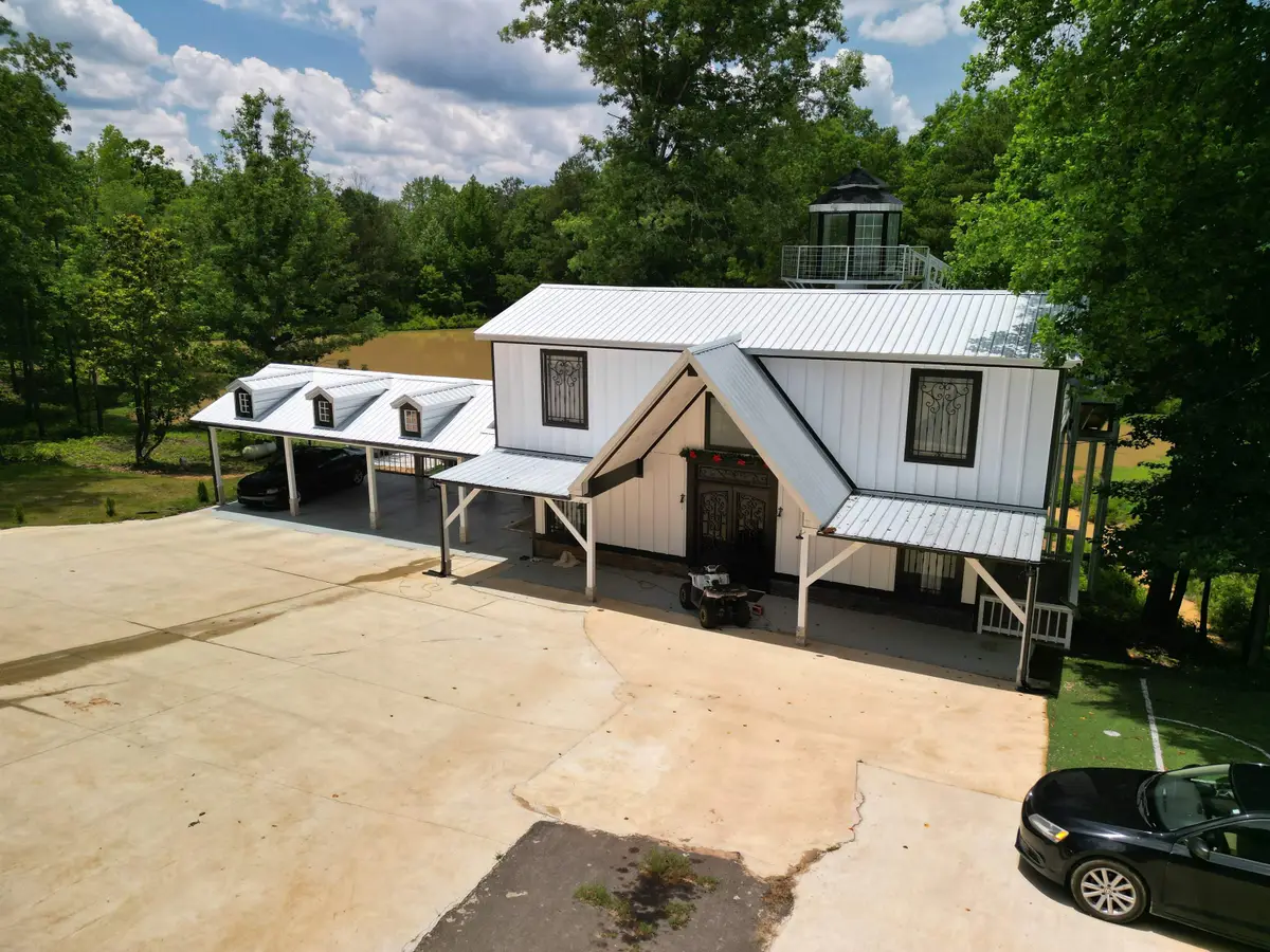 550 Avery Rd, Hamilton, AL 35570 - #1