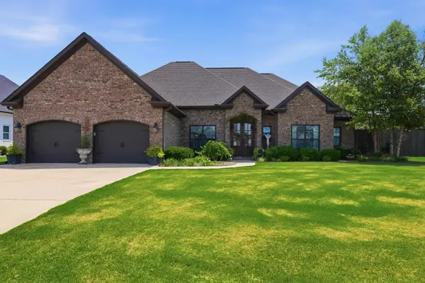 113 Caroline Way, Muscle Shoals, AL 35661
