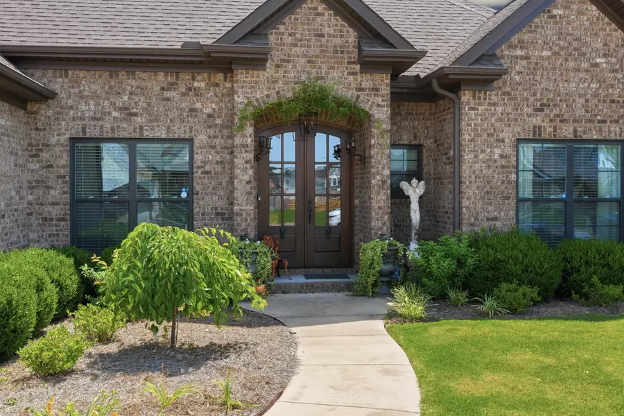 113 Caroline Way, Muscle Shoals, AL 35661 - #2