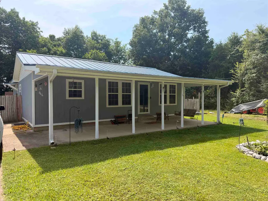 1090 W Virginia St, Cherokee, AL 35616 - #2
