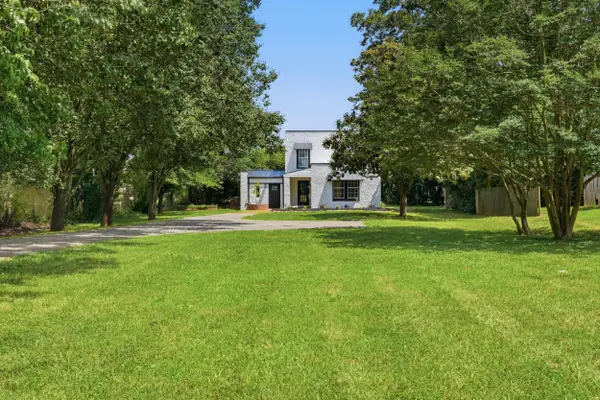 1722 Chisholm Rd, Florence, AL 35630