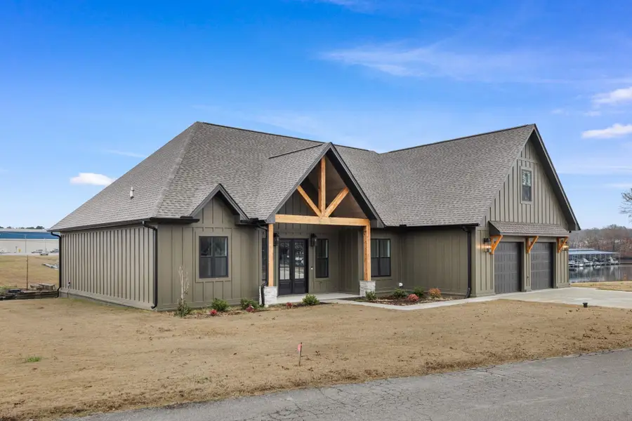 237 Ridgecrest Dr, Florence, AL 35634 - #2