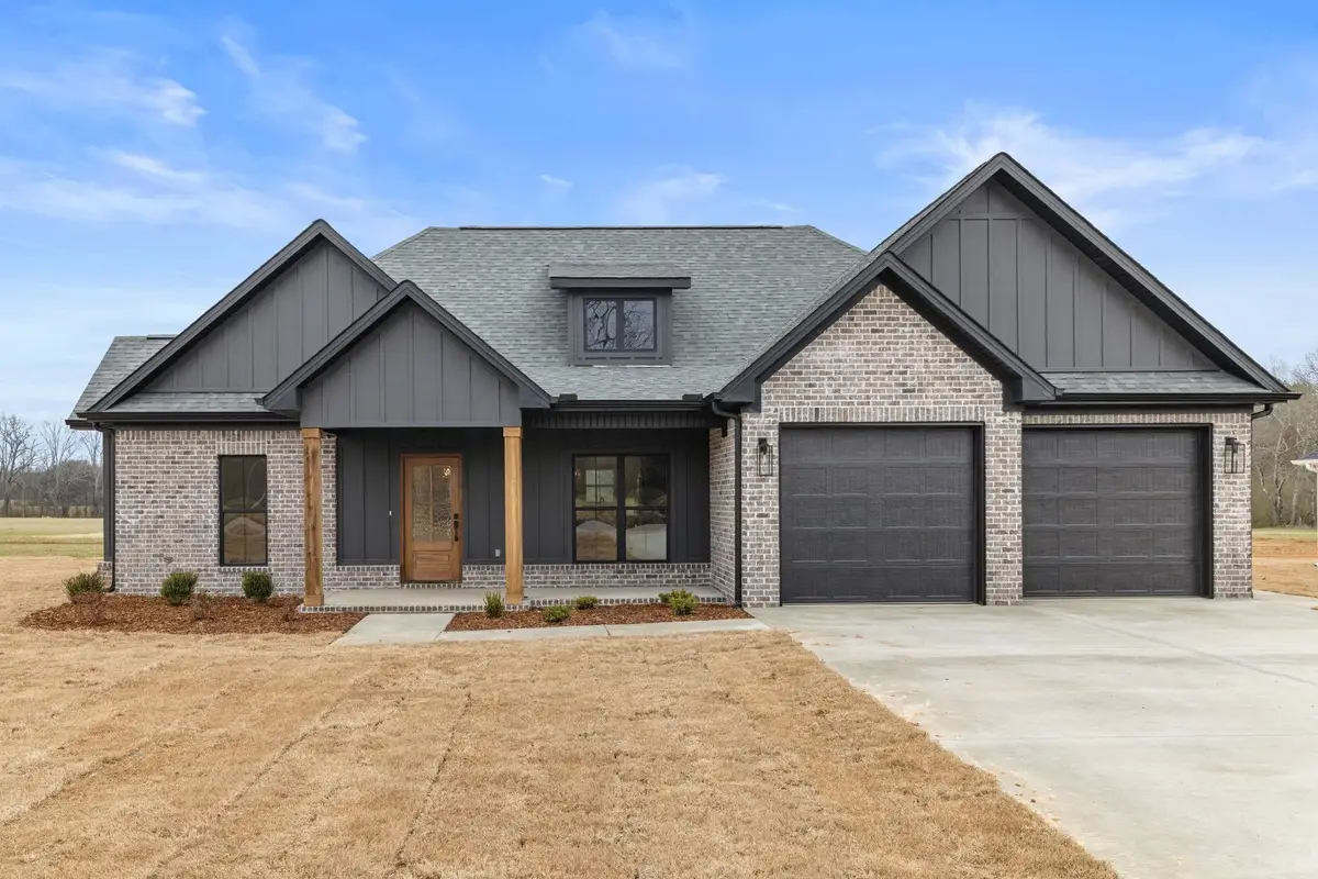 273 Co Rd 144, Killen, AL 35645 - #1