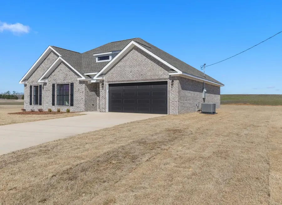 1044 Co Rd 31, Killen, AL 35645 - #3