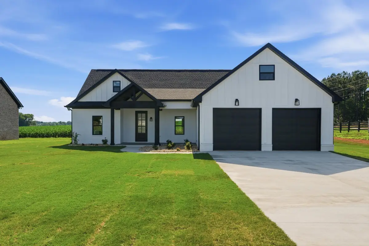 100 Hummingbird Way, Killen, AL 35645 - #1