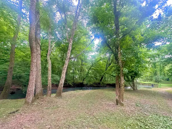 71 Creel Way, Florence, AL 35633