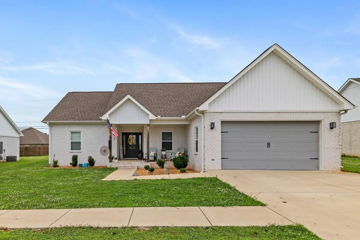 312 Market St, Muscle Shoals, AL 35661 - #1