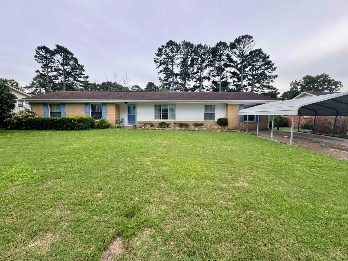 1208 Rickwood Rd, Florence, AL 35630 - #1
