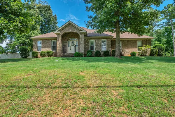 53 Ridgecliff Dr, Florence, AL 35634