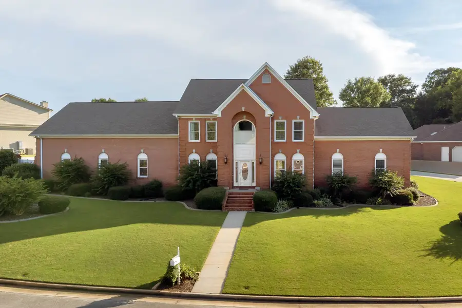 111 Stoney Creek Dr, Florence, AL 35633 - #2