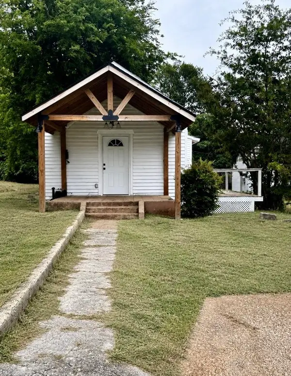 416 Little Rock Ave, Sheffield, AL 35660