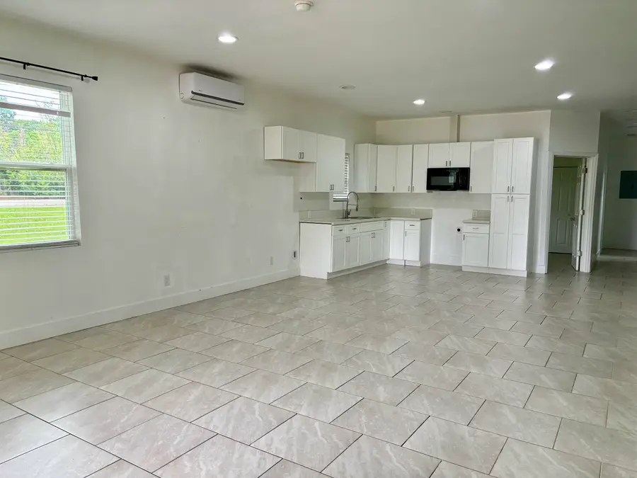 416 Little Rock Ave, Sheffield, AL 35660 - #3