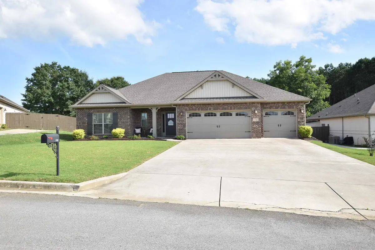 1703 Meadow Brook Dr, Cullman, AL 35055 - #1