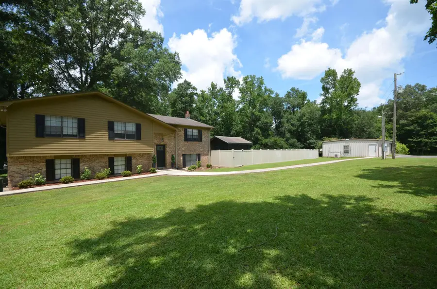 637 Co Rd 1194, Cullman, AL 35057 - #2