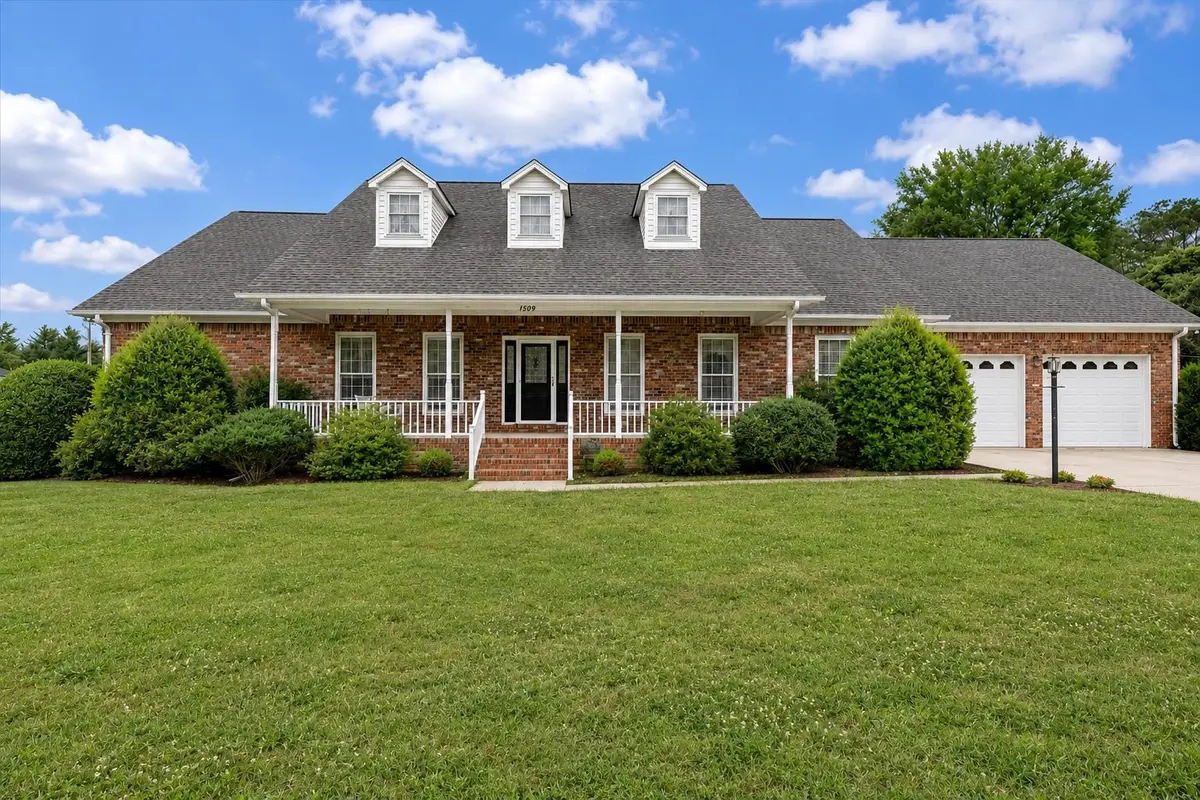 1509 Angie Dr, Cullman, AL 35055 - #1