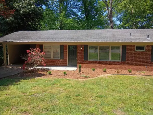 202 Baker Dr, Florence, AL 35630