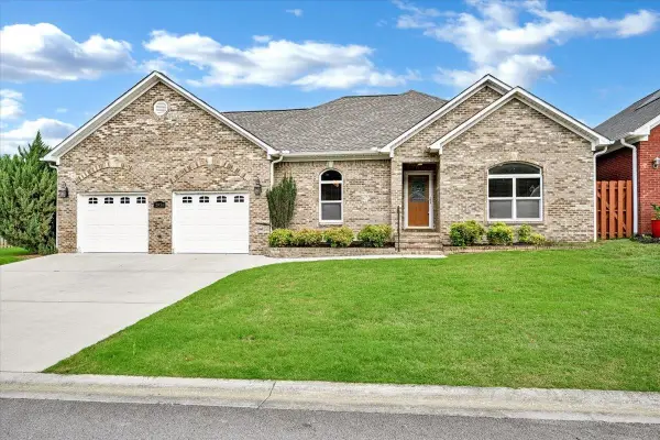 2956 Phelan Cir, Hanceville, AL 35077